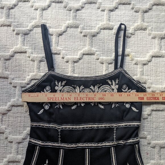 Share INC International Concepts Black and Tan Floral Embroidered Beaded Dress M - Picture 4 of 10